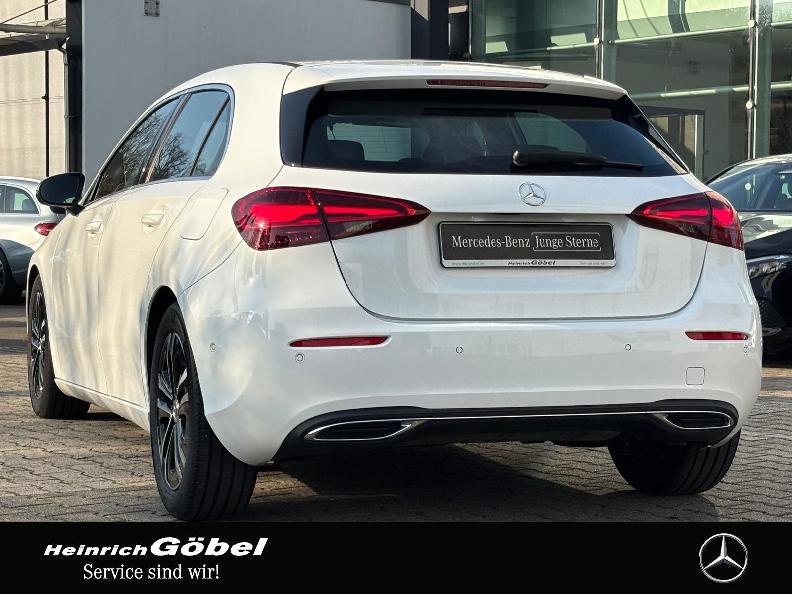 Fahrzeugabbildung Mercedes-Benz A 180 PROG-ADV. WP LED KAMERA SH SHA SP GLA