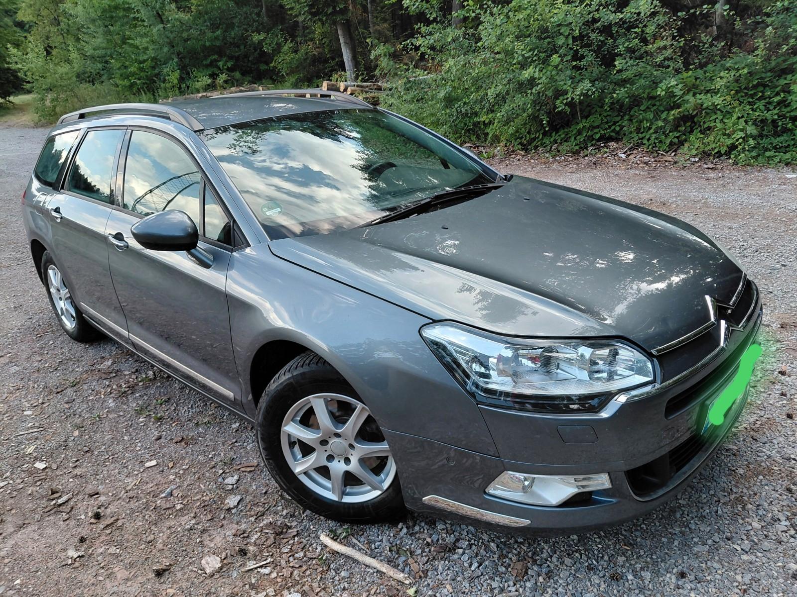 Citroën C5 Tourer HDi 110 TÜV Neu, Zahnriemen Neu.