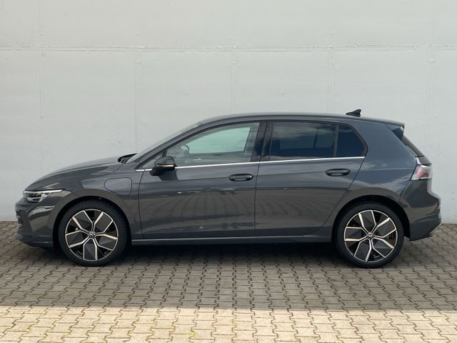 Golf VIII Style 1.5 TSI eHybrid HUD/AHK/Navi/CAM