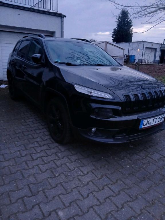 Image of Jeep Cherokee