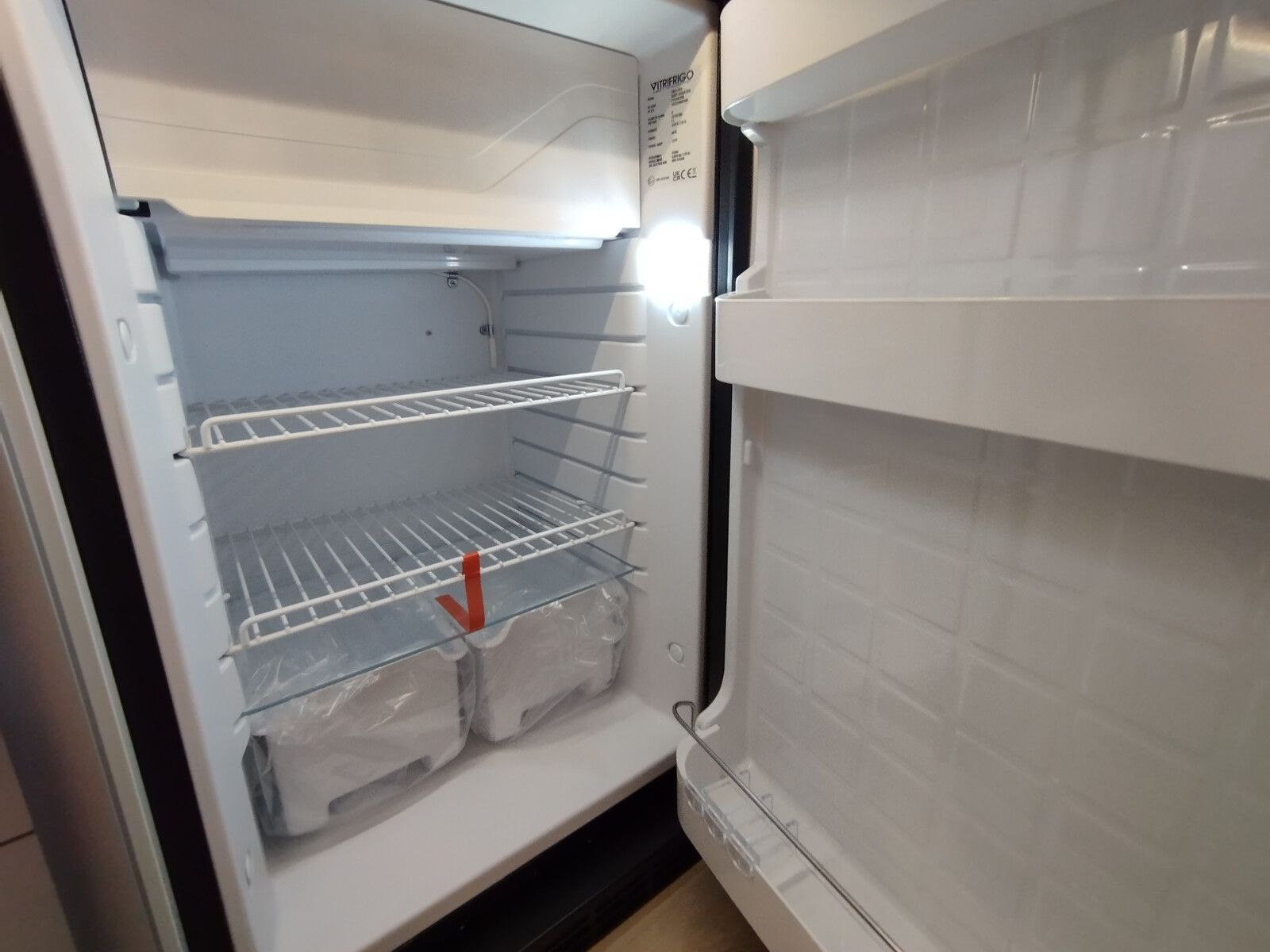 Fahrzeugabbildung Westfalia Columbus 641 E 180 PS 10795,- EUR Sondernachlass