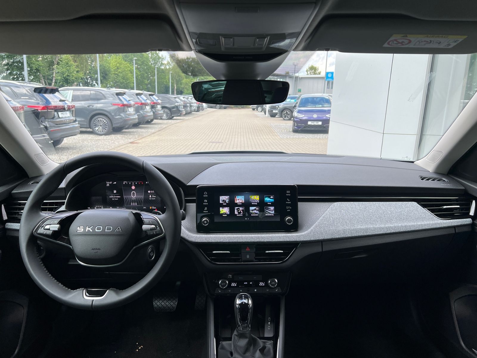 Fahrzeugabbildung SKODA Kamiq Balance 1.0 TSI DSG *Black Style,AHK,Matri