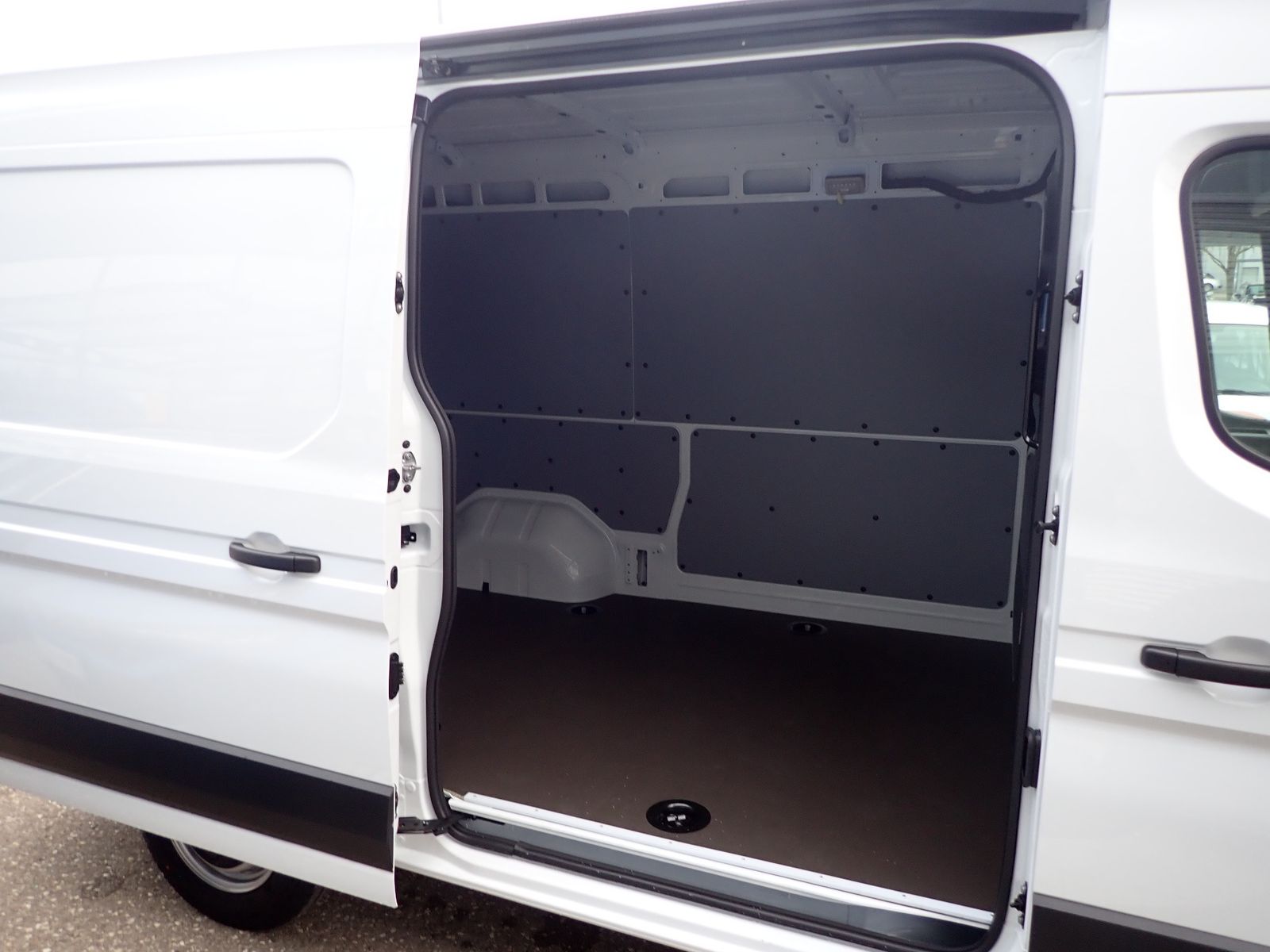 Fahrzeugabbildung Renault Master Kastenwagen E-Tech FWD Kasten advance L2H