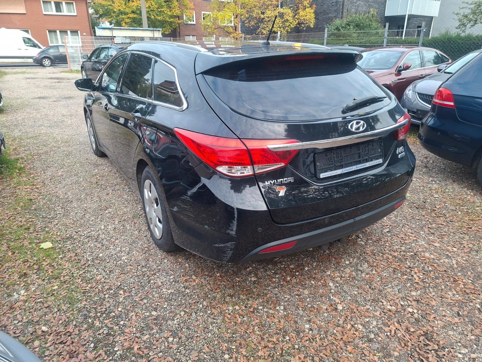 Hyundai i40 2014 — engine 1.685 cm³, 136 HP (100kW)
