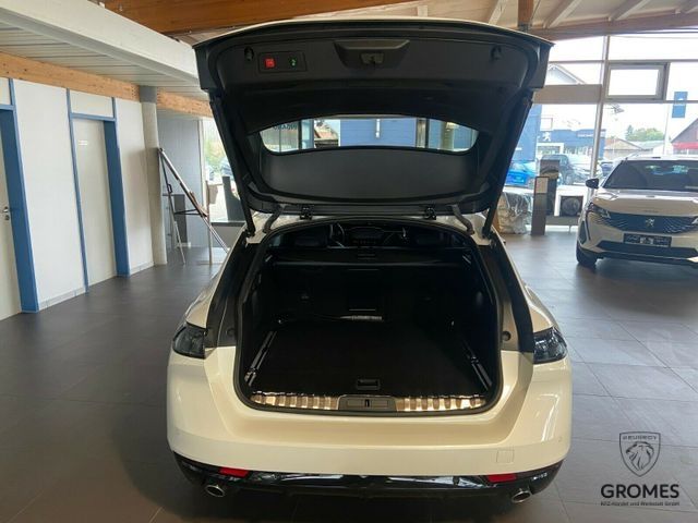 Fahrzeugabbildung Peugeot 508 SW Hybrid 225 GT Pano ACC Night Vision