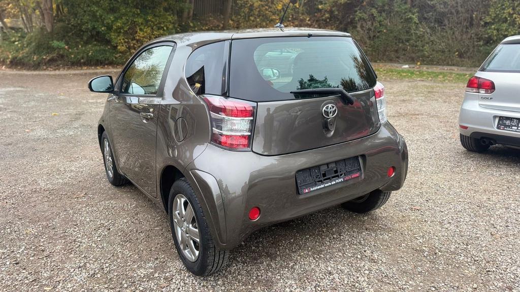 Toyota IQ