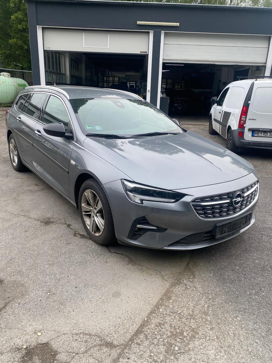 Opel Insignia Sports 2.0 CDTI /Voll-LED.PARKPILOT.AHK