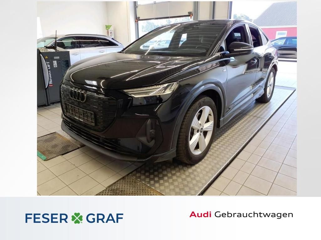 Image of Audi Q4