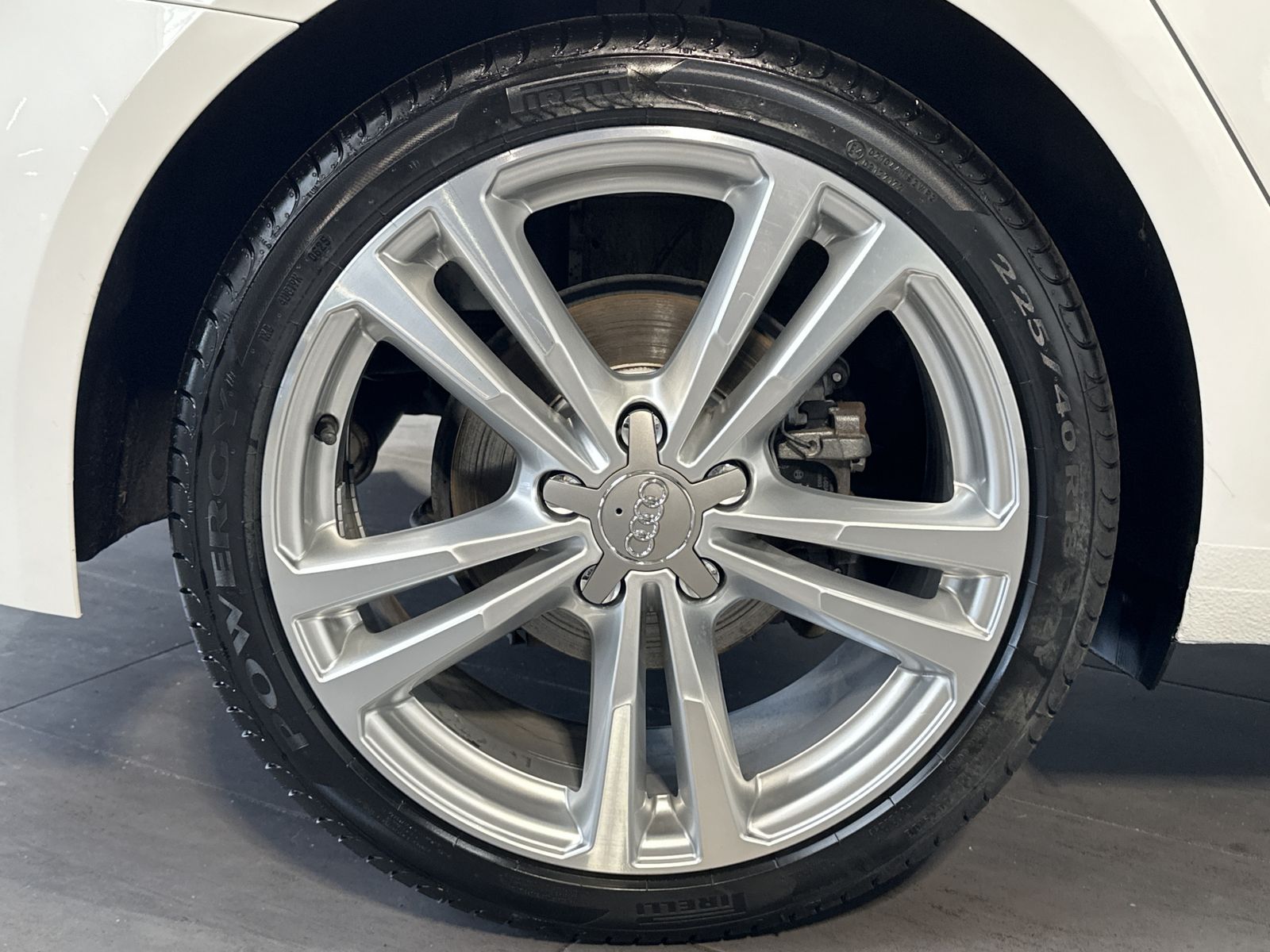 Fahrzeugabbildung Audi A3 SpB 35 TDI S-Line NAV+XENON+PANO+VCOCK+TEMP