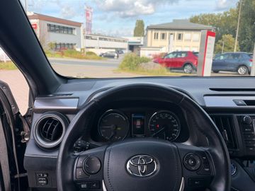 Toyota RAV 4 - 12