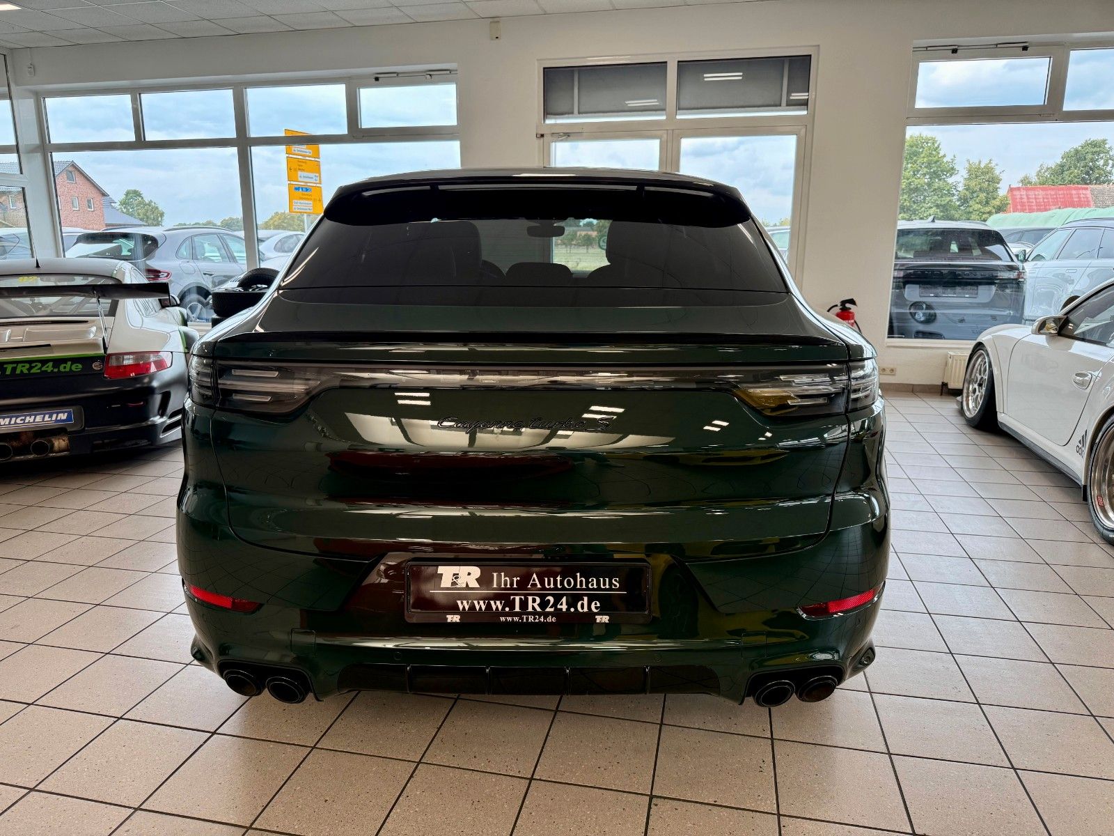 Fahrzeugabbildung Porsche Cayenne Coupe Turbo S E-Hybrid APPROVED / PTS