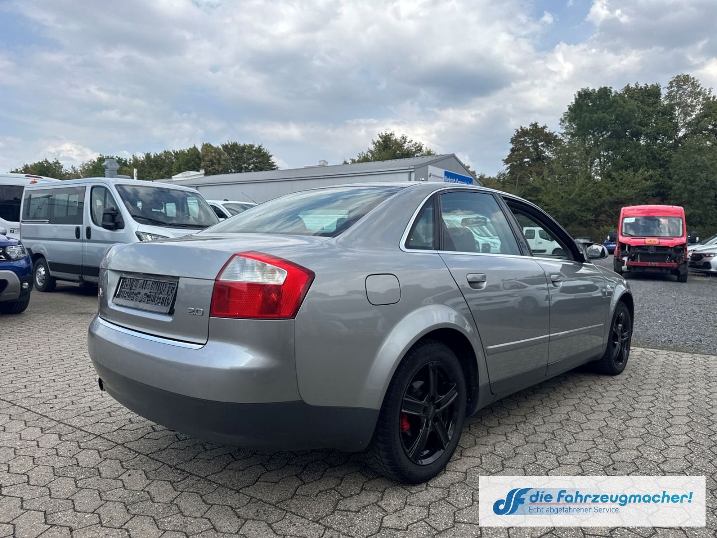 Fahrzeugabbildung Audi A4 2.0 Klimaautom Alu el.SP Spieg. *EXPORT