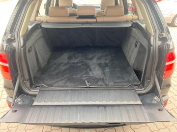 Bild 19 BMW X5 3.0d*STAND-HZ*AHK*XENON*NAV*LEDER*TÜV*EXPORT*