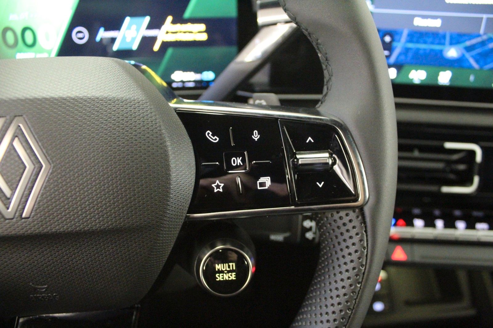 Fahrzeugabbildung Renault R 4 150 Comfort Range Iconic *Vollausstattung*