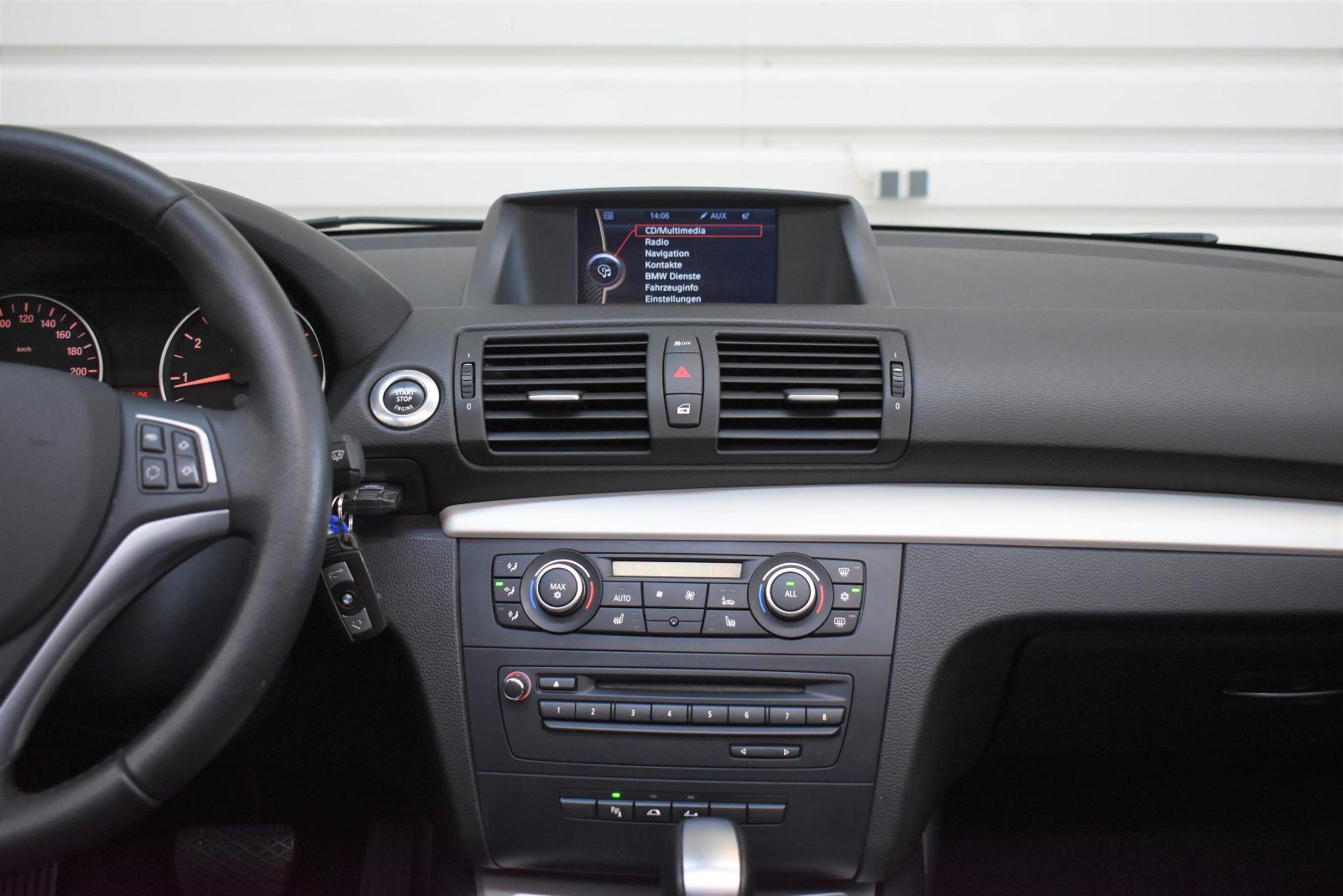 BMW 118i Cabrio+Navi+Automatik+PDC+Tempomat+SHZ
