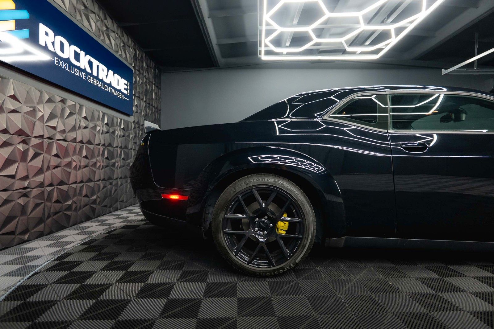 Fahrzeugabbildung Dodge Challenger 5.7 V8 R/T SRT WIDE BODY *LED*19%*