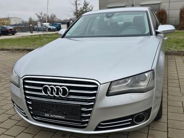 Audi A8 - 1
