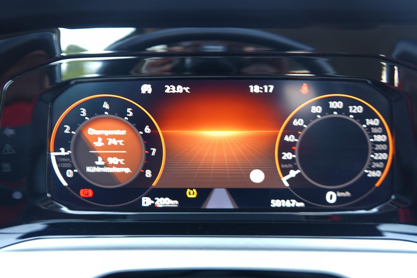 Volkswagen Golf VIII 1.5 16V TSI Life LED App-Connect ACC, миниатюра 25