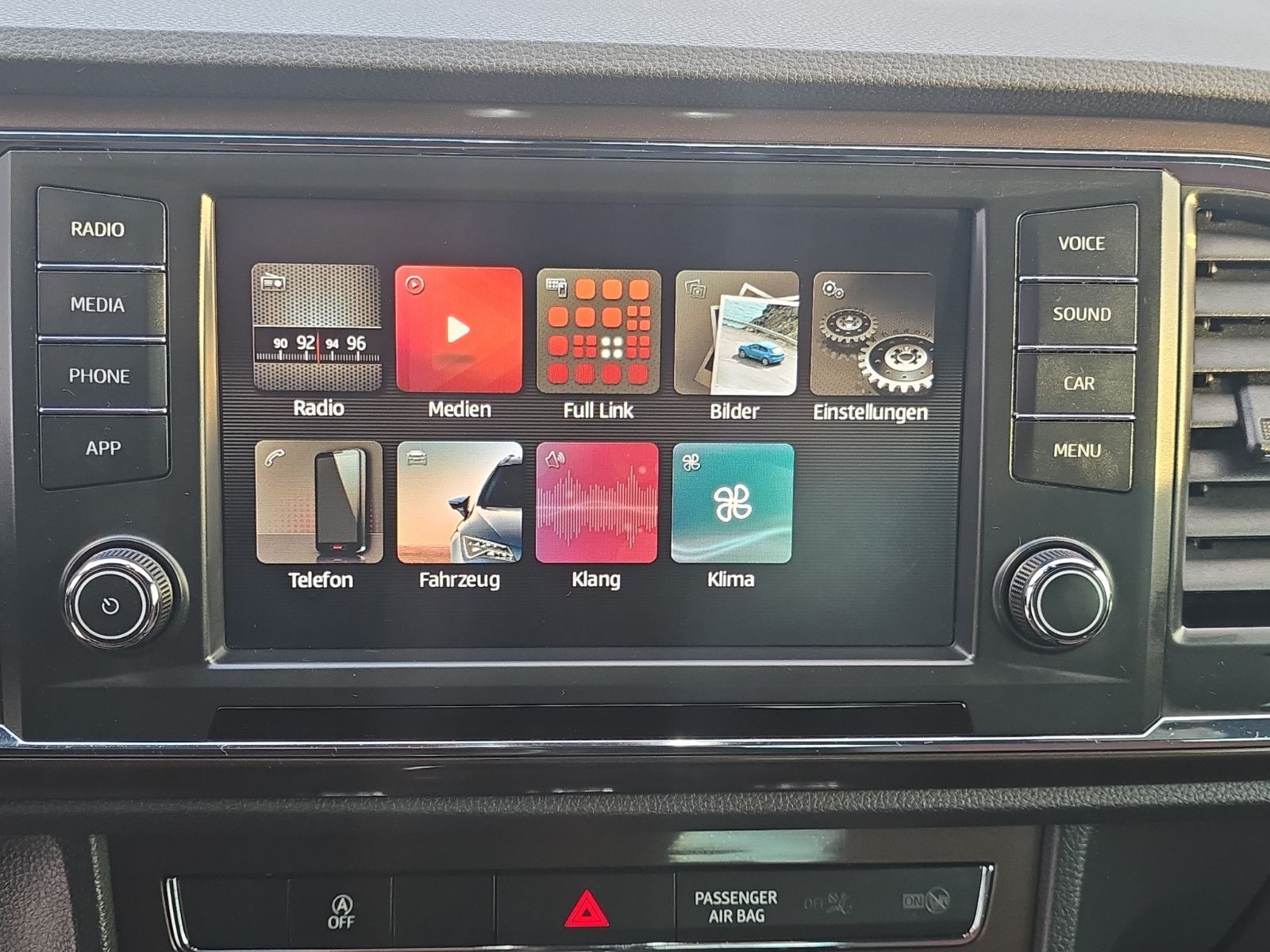 Fahrzeugabbildung SEAT Ateca Xcellence 4Drive Allradantrieb