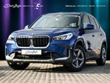 BMW X1 sDrive18i AHK PANO RFK SpSitze TravelPaket - BMW X1 aus 2025
