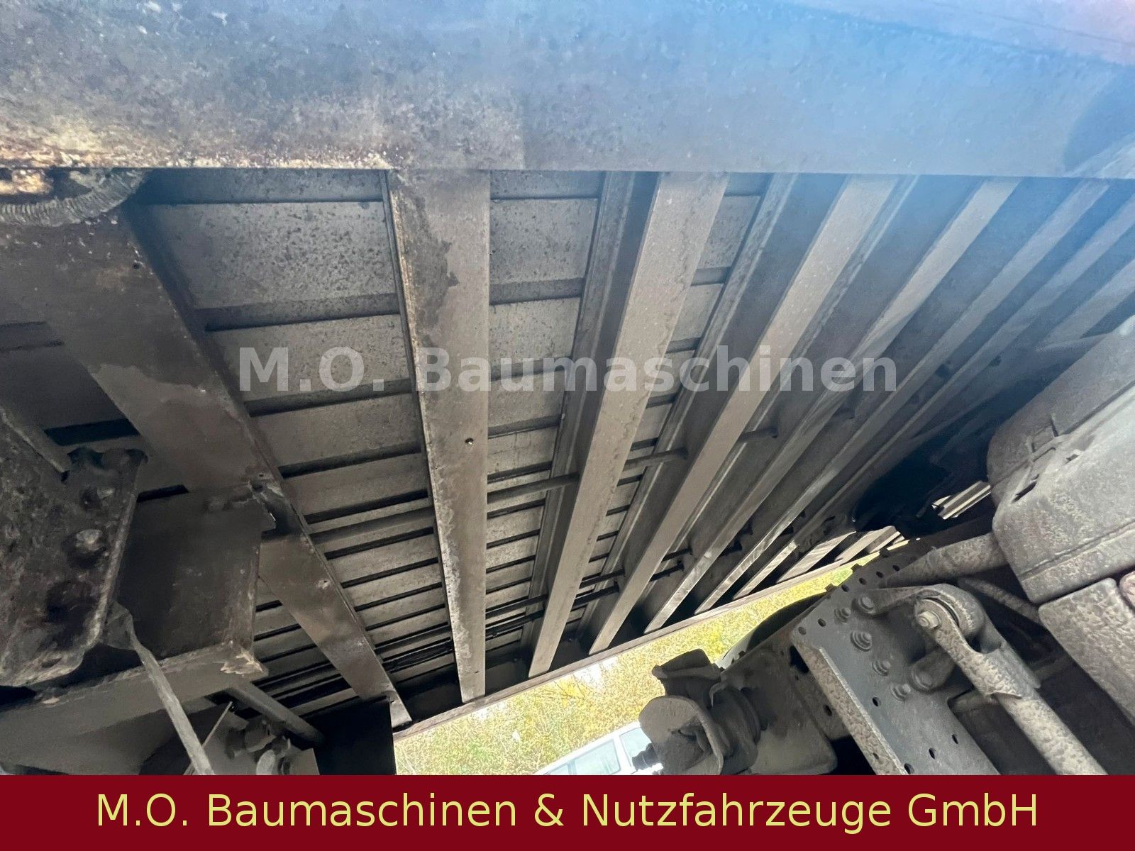 Fahrzeugabbildung Stas S300 ZX / 3 achser / Luft / Walkingfloor / Plane
