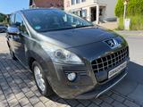 Peugeot 3008 Platinum 2,0 HDi/ EURO 5/ Head-Up/Panorama - Peugeot 3008 Platinum mit Diesel-Antrieb
