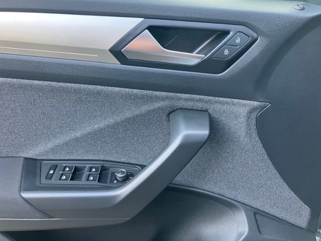 T-Roc 1,5 TSI Move KLIMA LED NAVI ALU