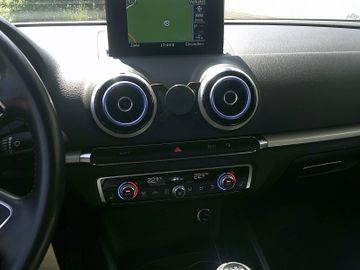Audi A3 - 8