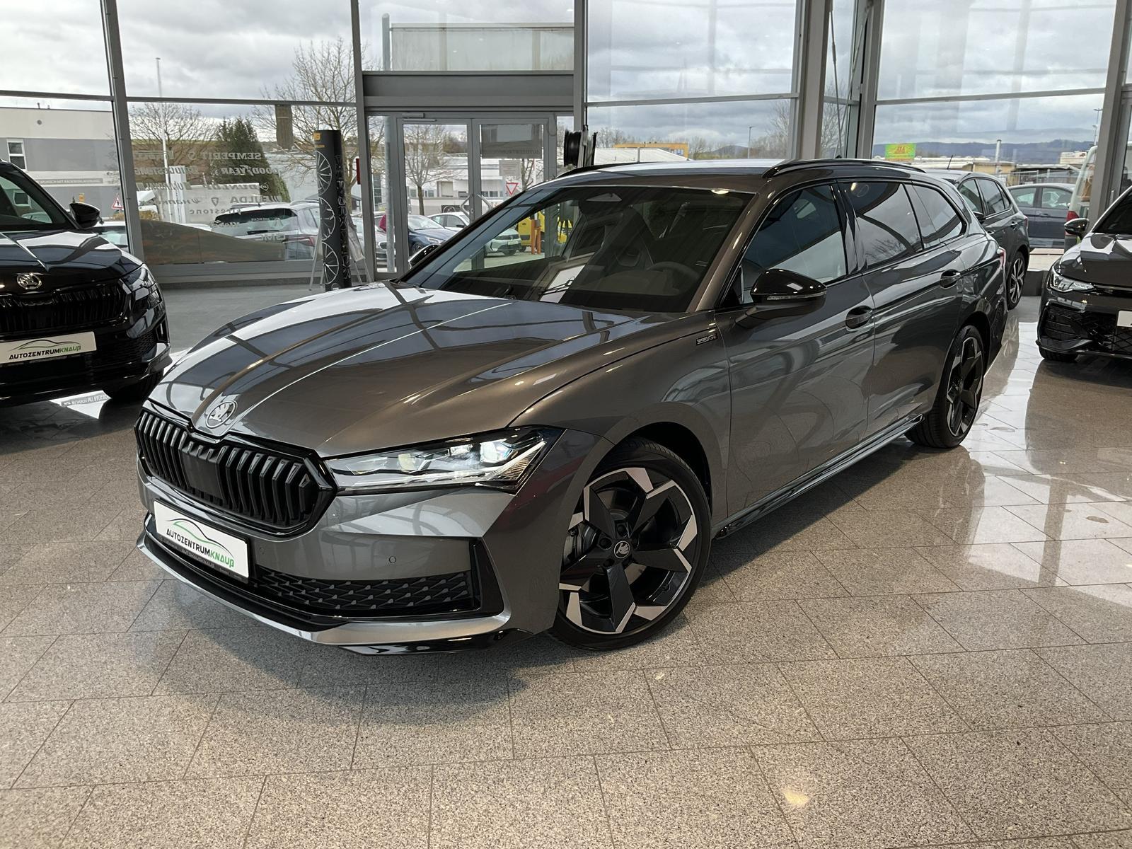 Skoda Superb 2.0TDI Sportline 4x4 AHK DCC+ 5JGar. Mass