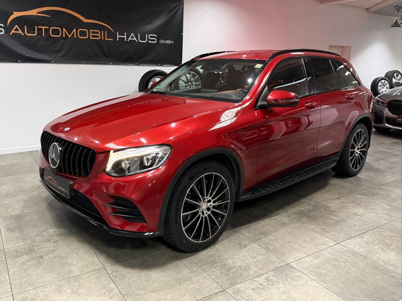 MERCEDES-BENZ GLC 220d 4Matic AMG-Line *AHK*ACC*HUD*360°LED*