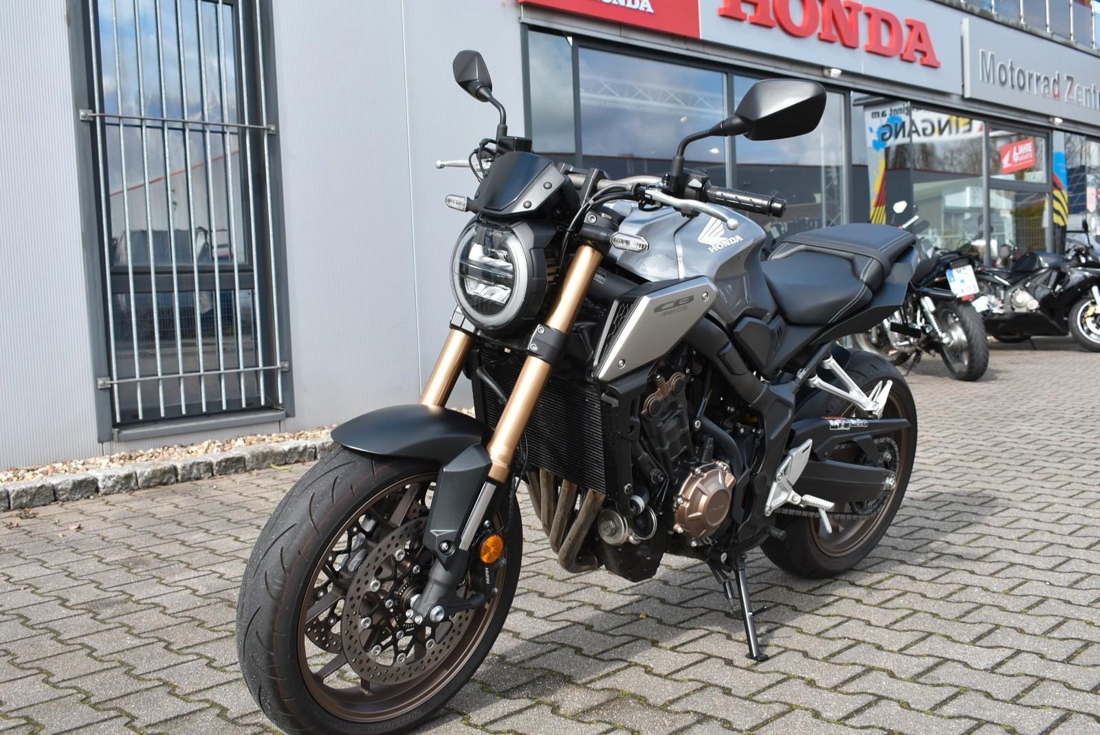 Honda CB 650 R ABS k. Heck nur 4.989KM Garantie