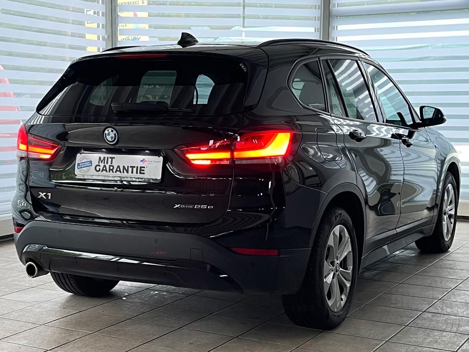 BMW X1 xD25e Advantage KAMERA LED Driv.Assist. NAVI foto 3