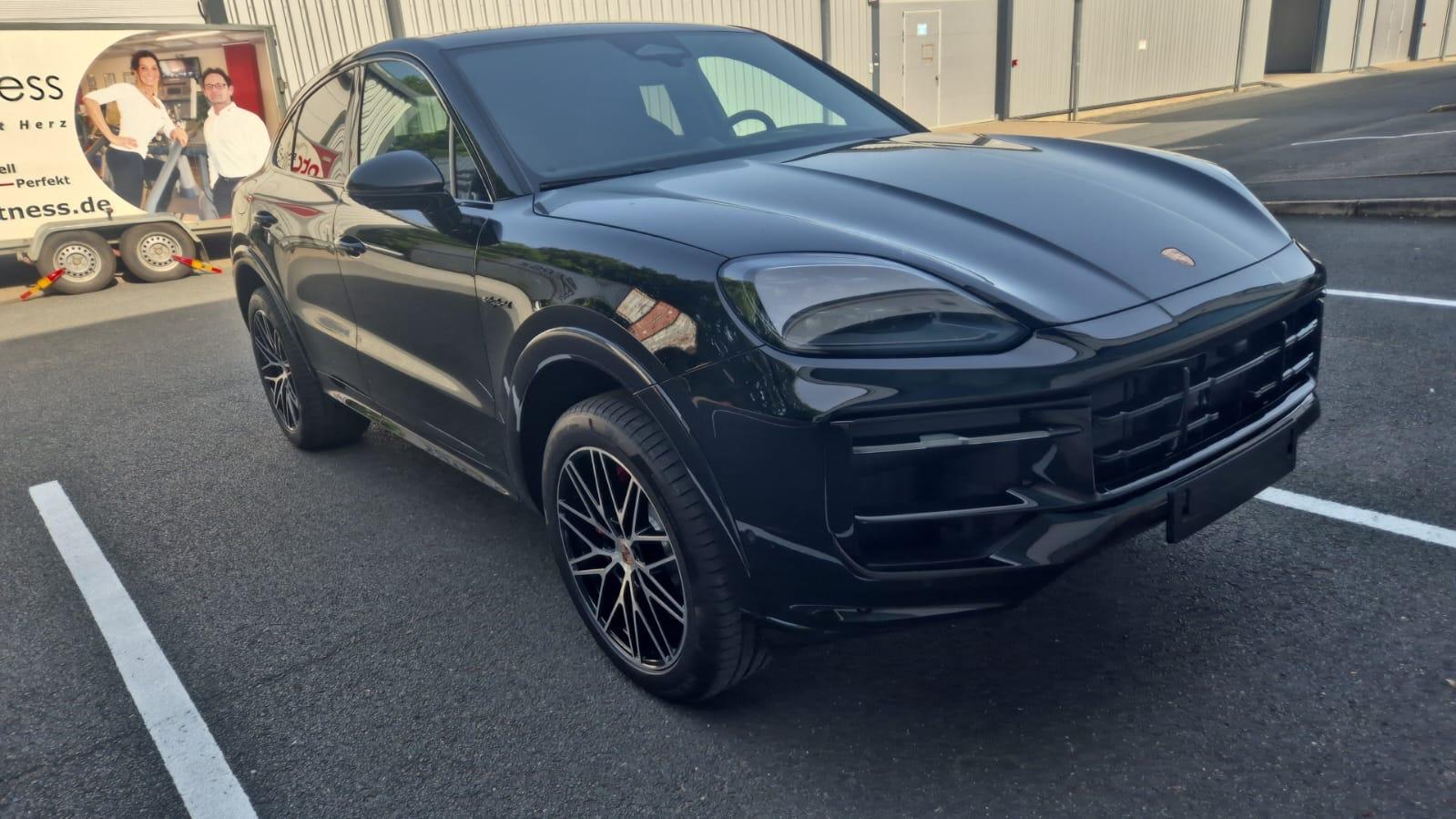 Porsche Cayenne Coupe S E-Hybrid Black Edition