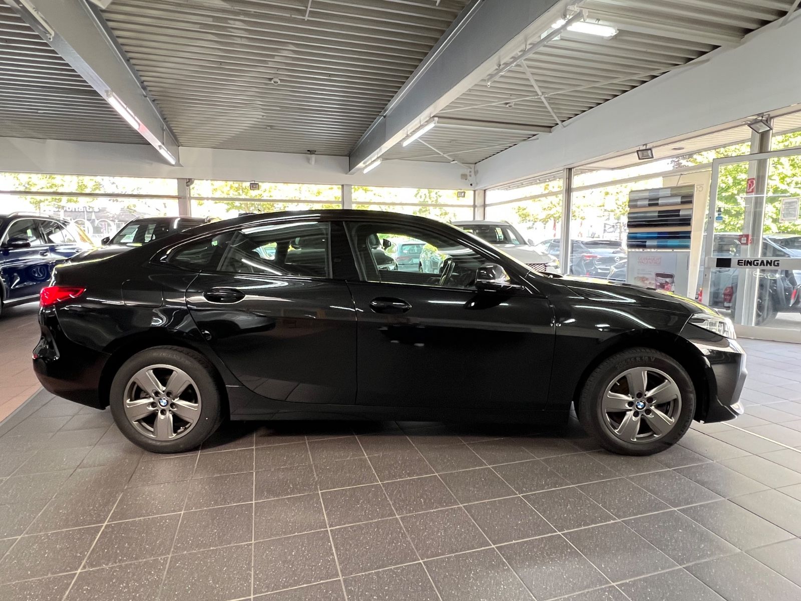 BMW 216d Gran Coupé Advantage AHK+Panorama+LED+DAB imagem 2