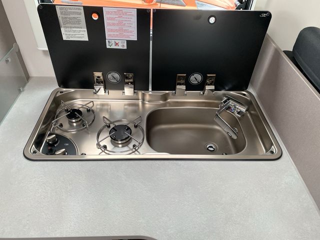 Etrusco T6.9 SB Hubbett Markise Multimedia