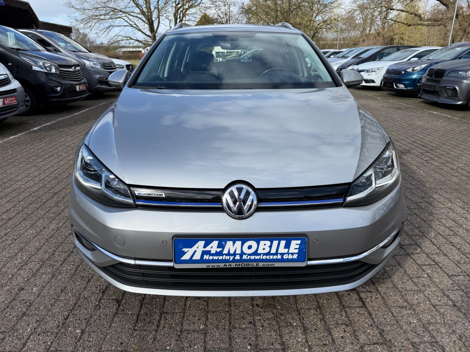 Volkswagen Golf VII Variant 1.5 TSI ACC SHZ LED