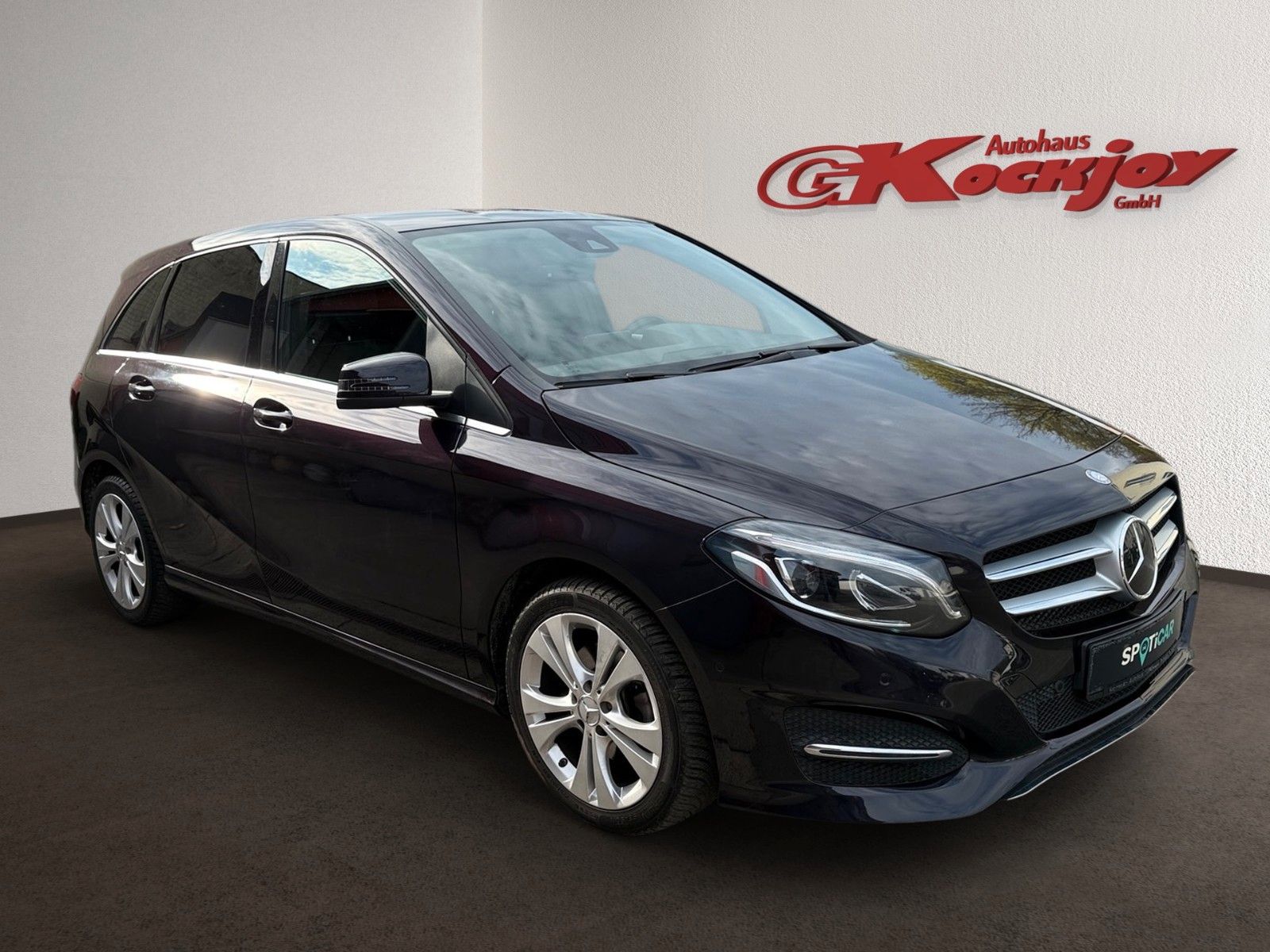 Fahrzeugabbildung Mercedes-Benz B 200 BlueEFFICIENCY Sports Tourer*AHK*Harman-K.