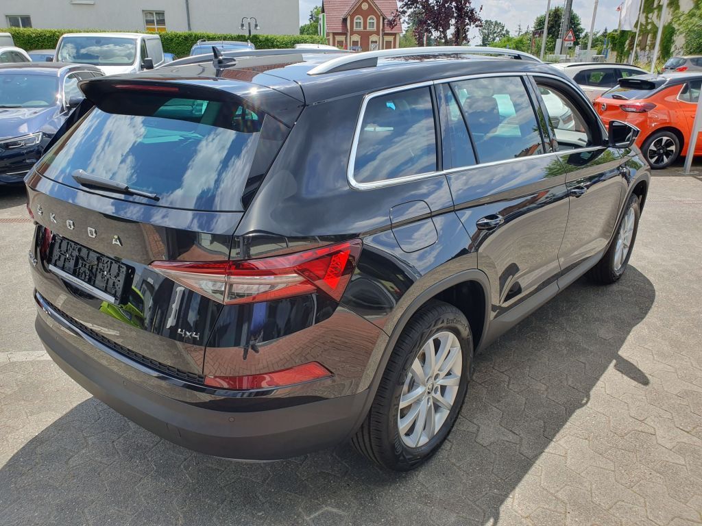 Fahrzeugabbildung SKODA Kodiaq 2.0 TSI 4x4 DSG Style+Standh.+Columbus