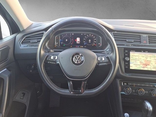 Fahrzeugabbildung Volkswagen Tiguan TDI HL 4M LED STH AHK Navi AID ACC RFK SH