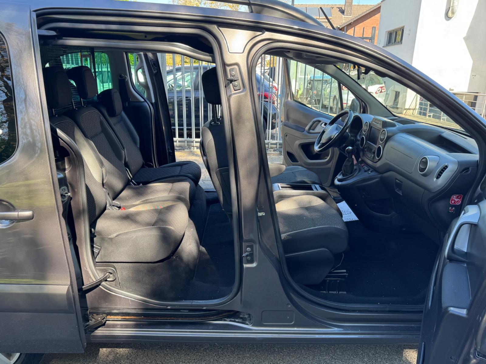 Peugeot Partner Tepee Allure 1HD/PEUGEOT SCHECKHEFT/NAVI