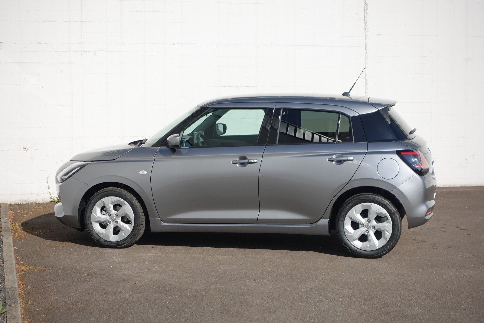 Fahrzeugabbildung Suzuki Swift Comfort 1.2,Navi,Sitzhz,Kamera,Alu,DAB,LED