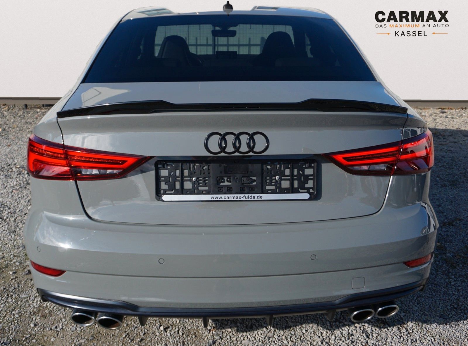 Fahrzeugabbildung Audi S3 Lim. 2.0 TFSI quattro Navi Kamera B&O Pano