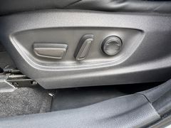 TOYOTA Corolla Cross Hybrid FWD Lounge*PANO*360*