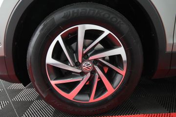 Volkswagen Tiguan - 5