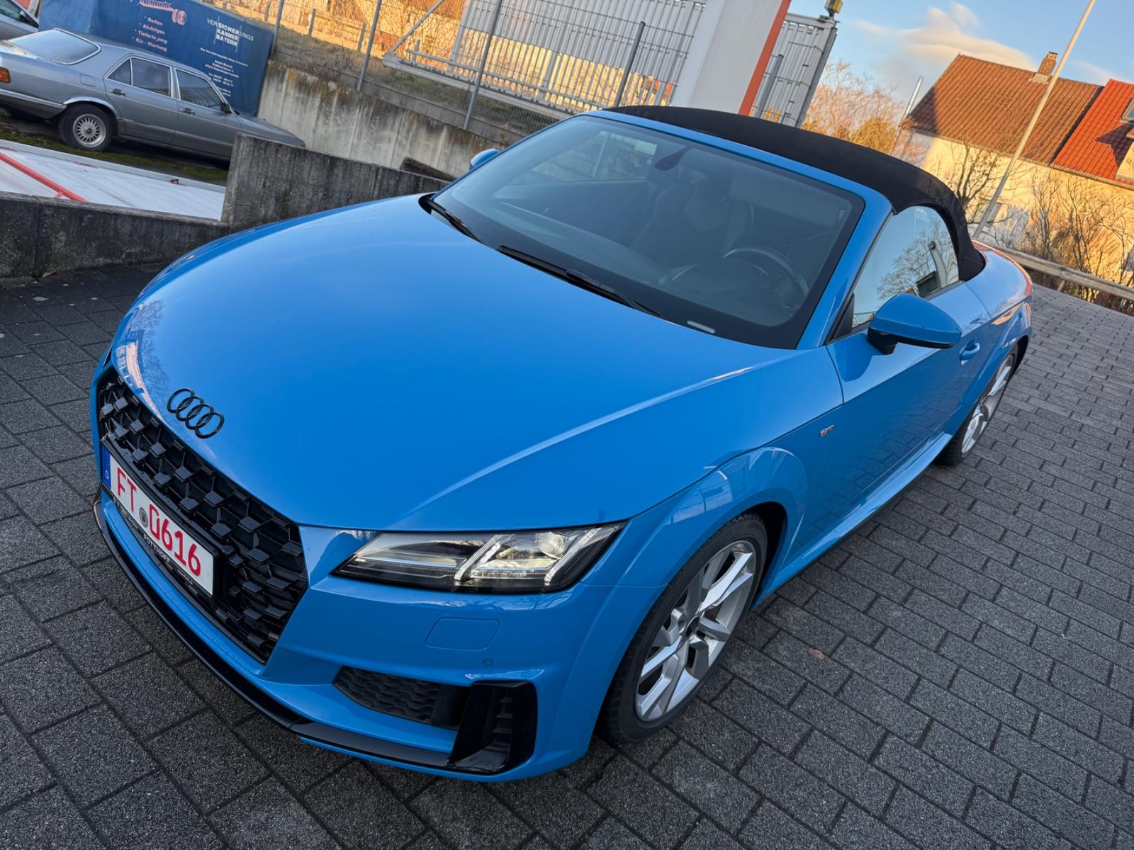Audi TT Roadster 40 TFSI S-Line/Kamera/Nackenheizg