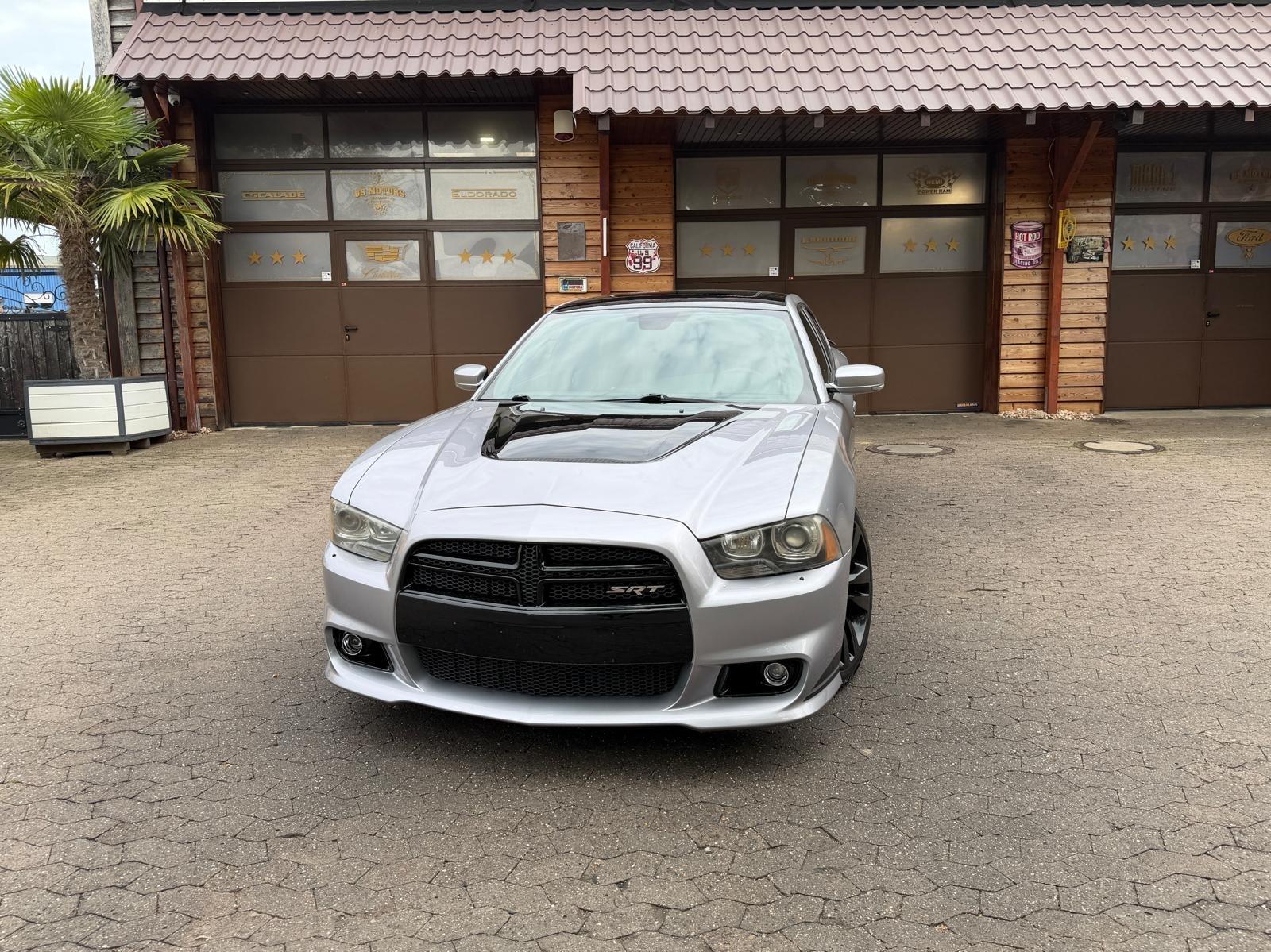 Dodge SRT8 6.4L V8"BREMBO"XENON"LEDER"CARBON"LED"NAVI"