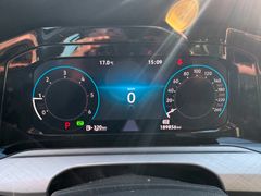 VW Golf VIII Autom-Life-LED Scheinw-Massagesitz