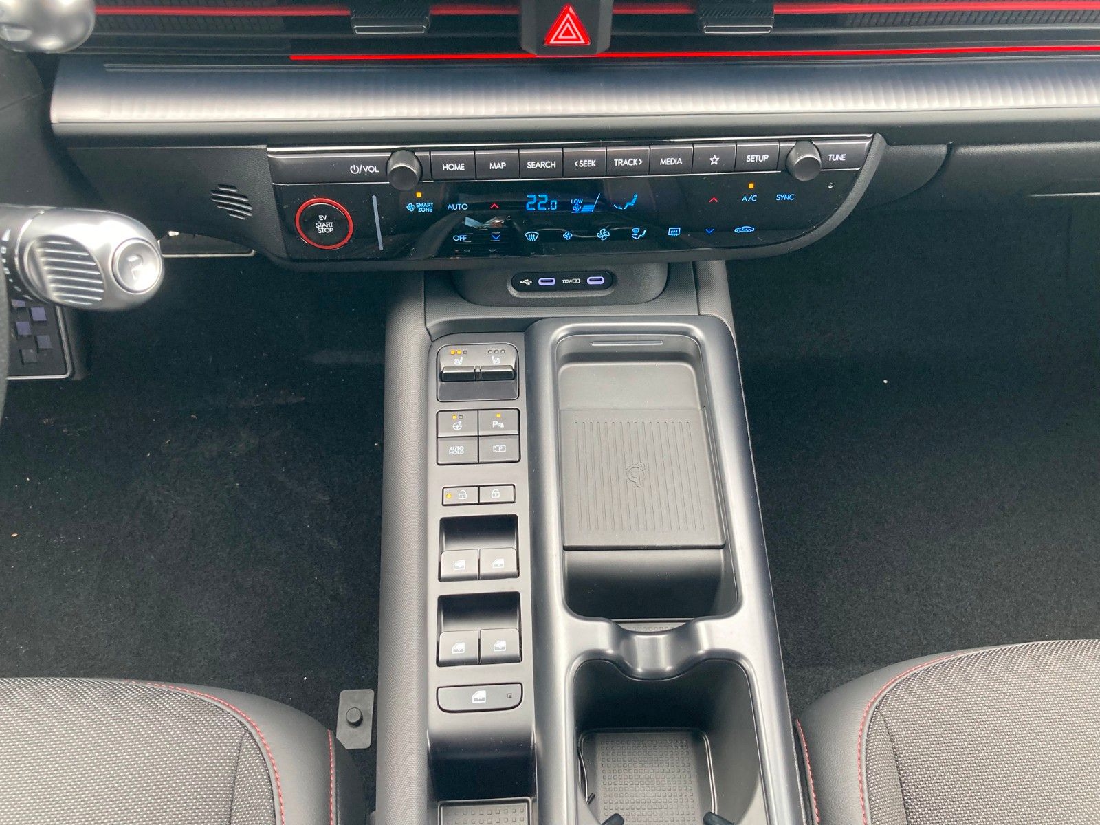 Hyundai IONIQ 6 – Bild 12