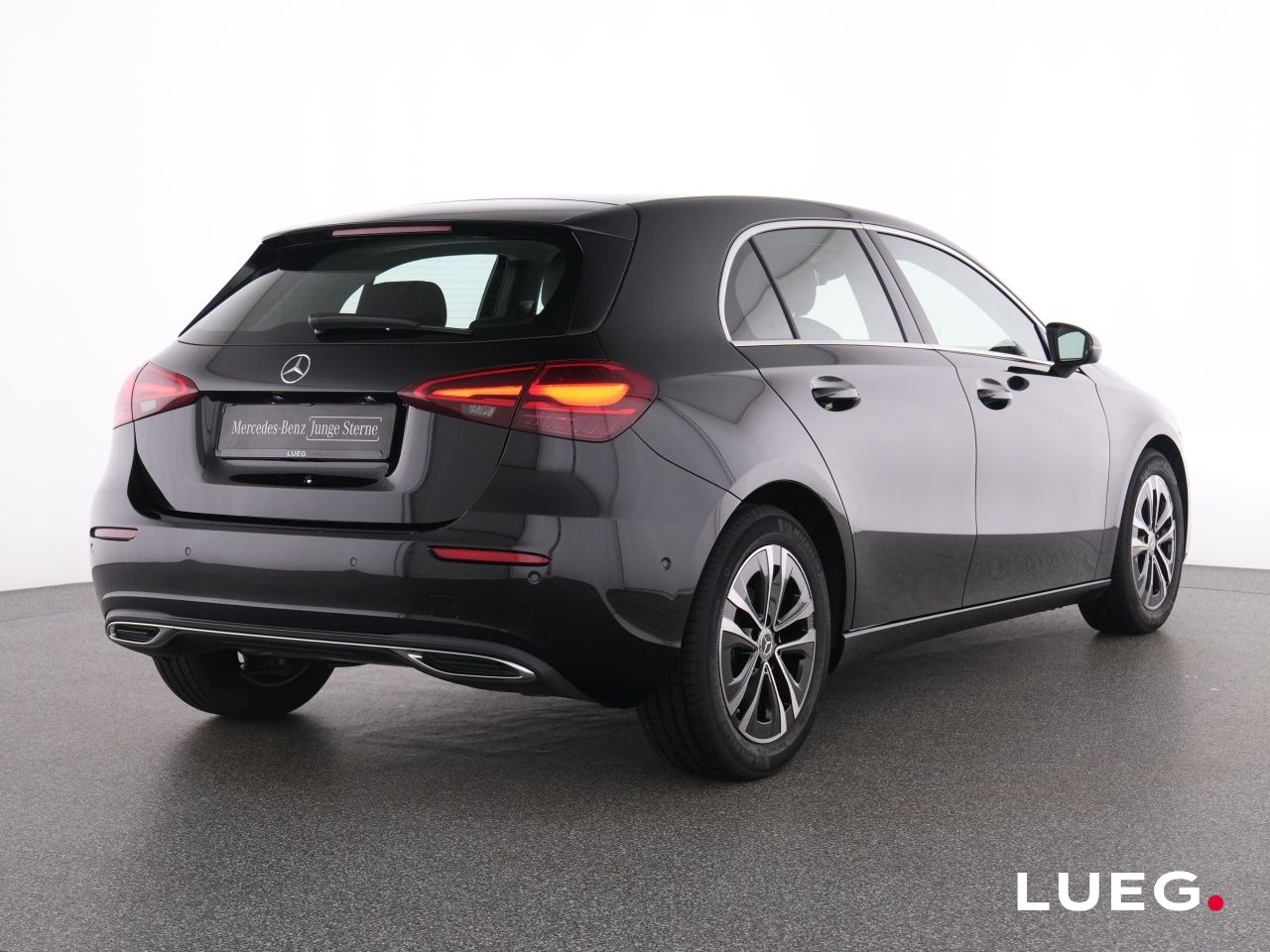 Mercedes-Benz A 180 Progressive NavPrem LED-HP SpurAss DAB RFK foto 3