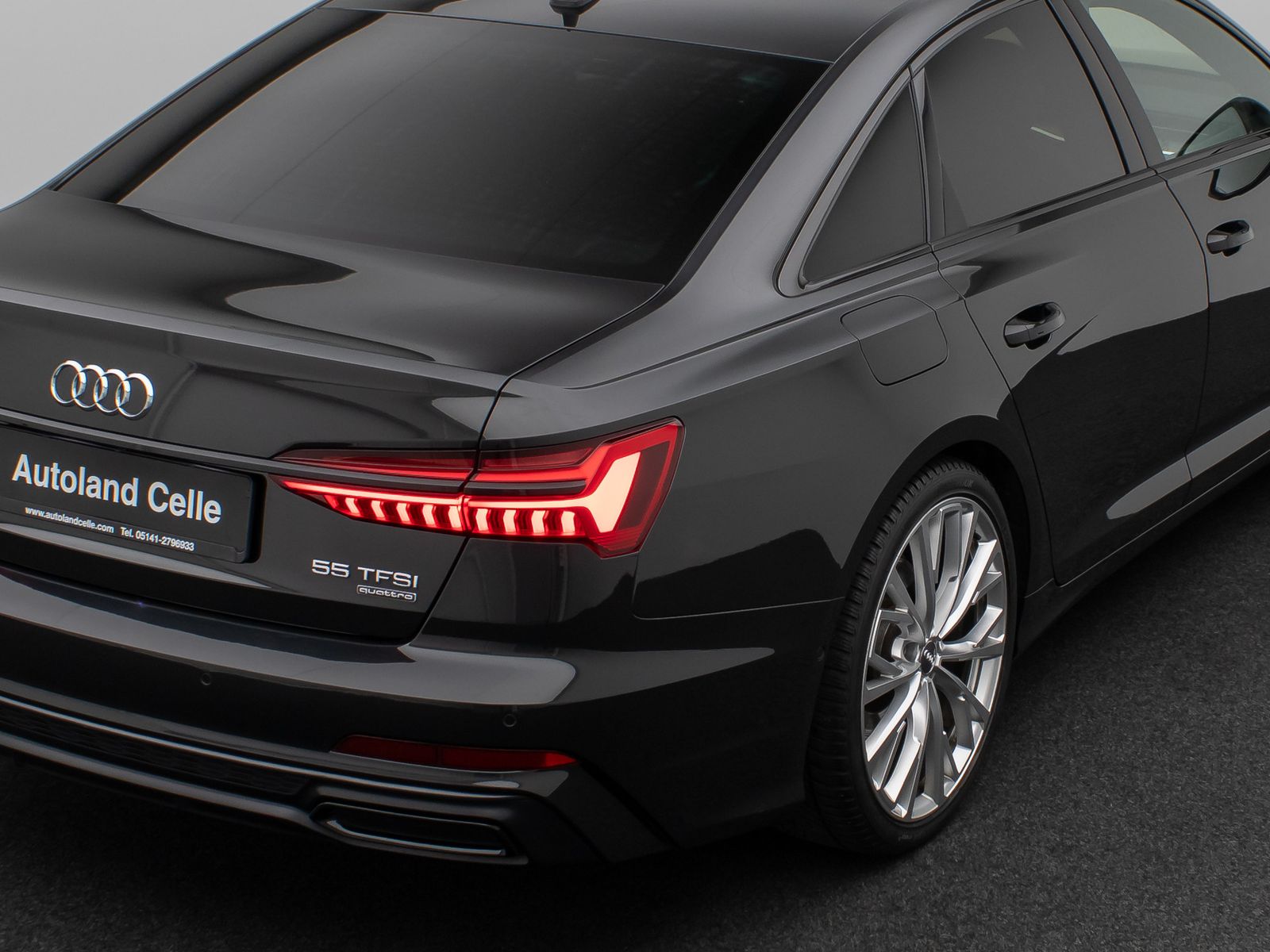 Fahrzeugabbildung Audi A6 Lim. 55 TFSI quattro S-Line + B&O SoftCl HUD